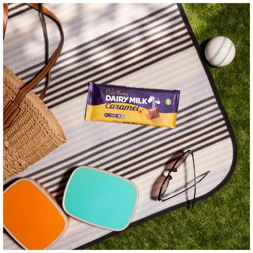 Cadbury Dairy Milk Caramel Chocolate Bar thumbnail 3