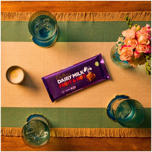 Cadbury Dairy Milk Fruit & Nut Chocolate Bar thumbnail 4