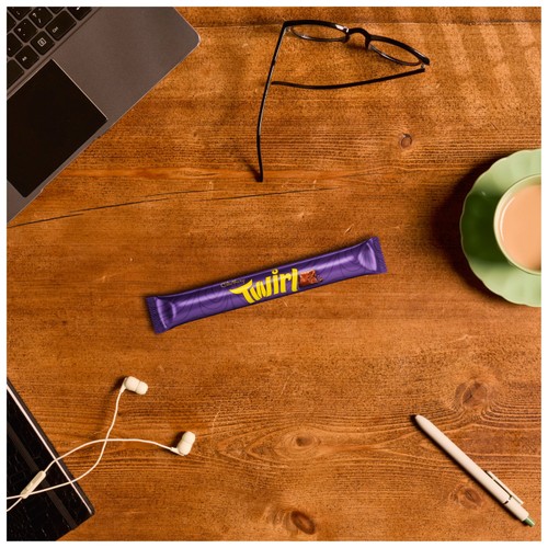 Cadbury Twirl Chocolate Bar Multipack  thumbnail 3