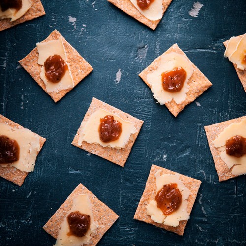 Peter's Yard Pink Peppercorn Sourdough Crackers thumbnail 3