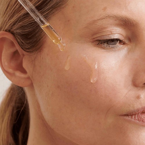 Balance Me Radiance Face Oil thumbnail 4