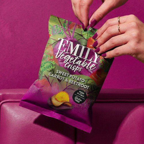 EMILY Veg Crisps Rainbow Roots Sweet Potato, Carrot & Beetroot Sharing thumbnail 8