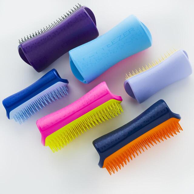 Pet Teezer De-Shedding Dog Grooming Brush thumbnail 9