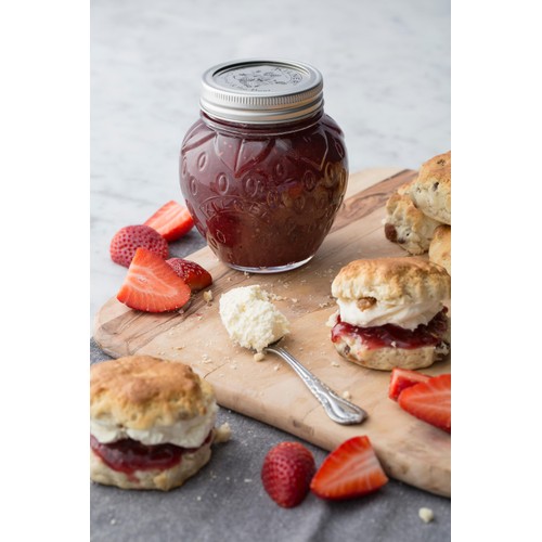 Kilner Strawberry Fruit Preserve Jar 400ml thumbnail 3