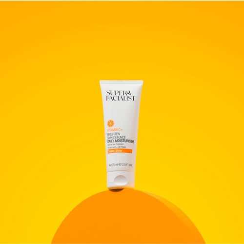Super Facialist Vitamin C Daily Moisturiser thumbnail 3