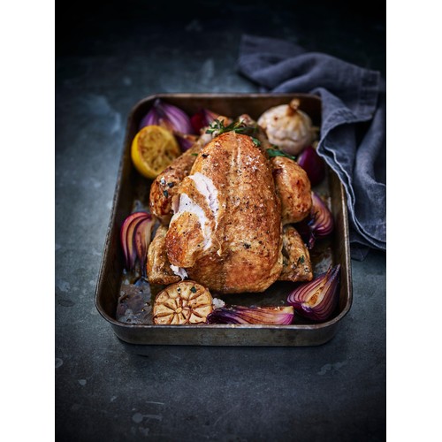 M&S Ready to Eat Whole Roast Chicken thumbnail 3
