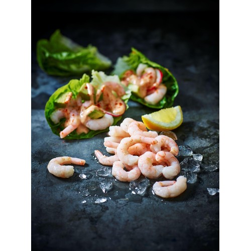M&S Large Cooked Greenland Prawns Frozen thumbnail 2