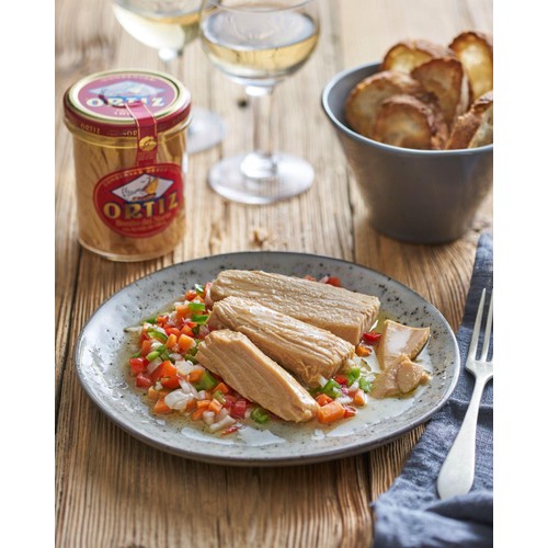Brindisa Ortiz Albacore Tuna Fillets in Organic Olive Oil  thumbnail 2
