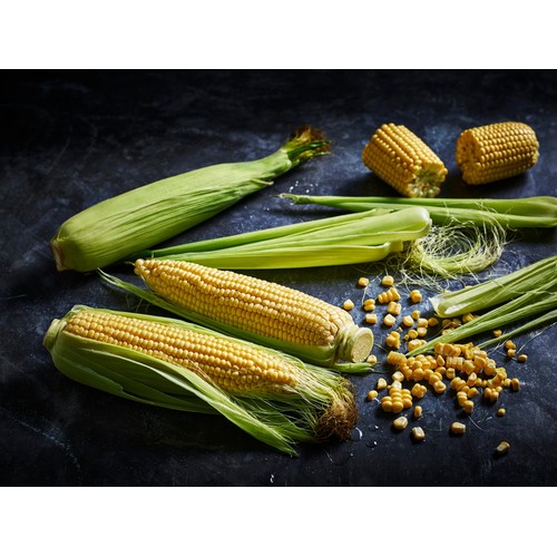M&S Super Sweet Corn on the Cob thumbnail 3