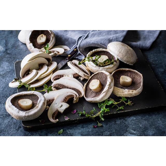 M&S  British Portobello Mushrooms thumbnail 3