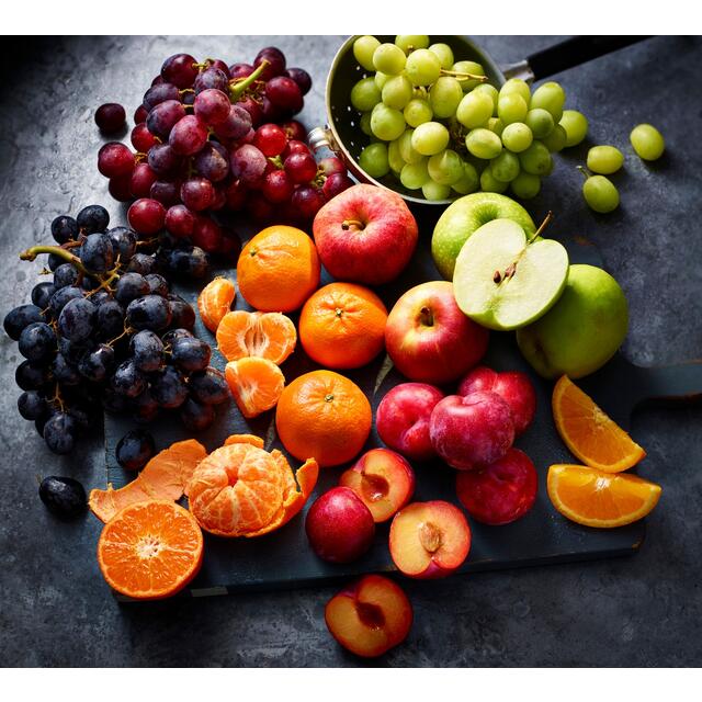 M&S Perfectly Ripe Plums  thumbnail 3