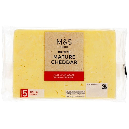 M&S British Mature Cheddar thumbnail 2
