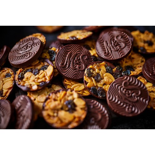 M&S Dark Chocolate & Ginger Florentines thumbnail 2