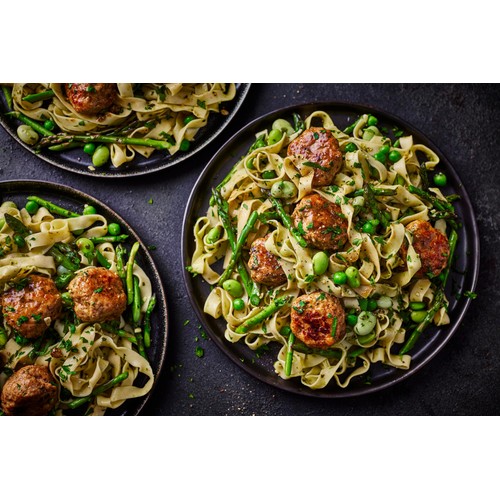 M&S Fresh Tagliatelle thumbnail 4