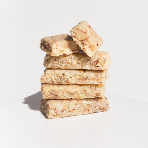 Fatt Coconut & Macadamia Ketogenic Nut Bar thumbnail 4