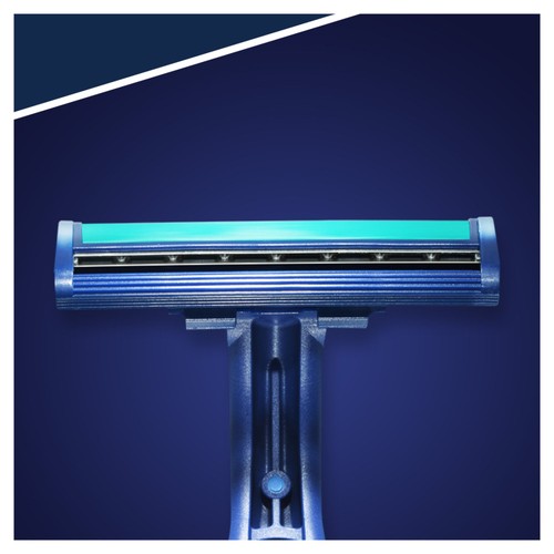 Gillette Blue 2 Plus Men's Disposable Razors thumbnail 5