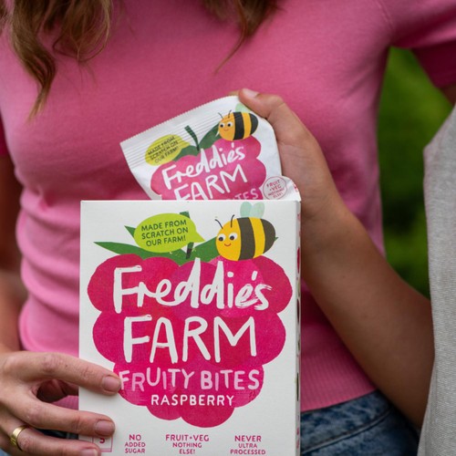 Freddie's Farm Fruity Bites Multipack Blueberry thumbnail 6