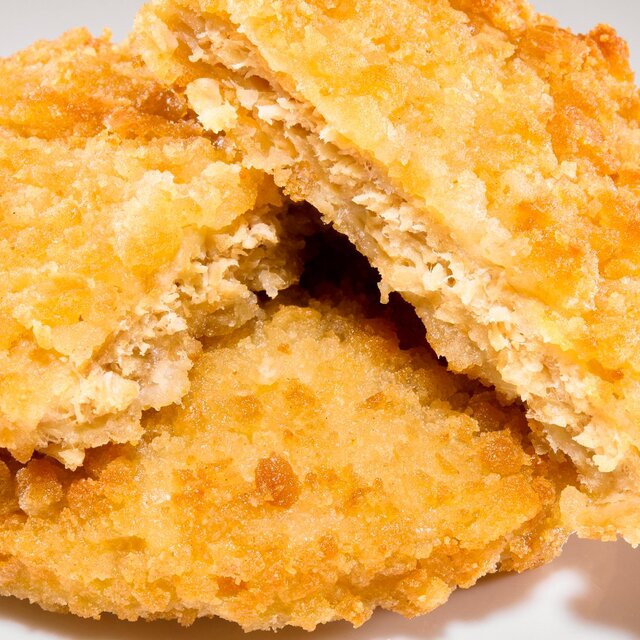 Moving Mountains No Chicken Burger thumbnail 8