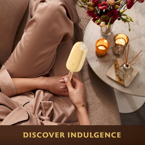 Magnum White Chocolate Ice Cream Sticks  thumbnail 3