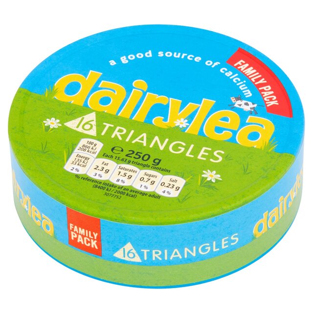Dairylea Cheese Spread Triangles 16 Pack thumbnail 4