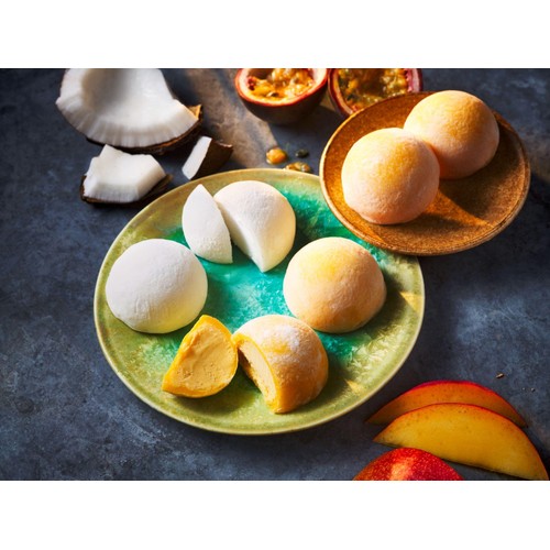 M&S 6 Coconut Mochi Bites thumbnail 3