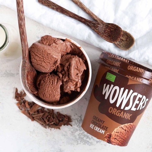 Wowsers Organic Creamy Chocolate Ice Cream thumbnail 2