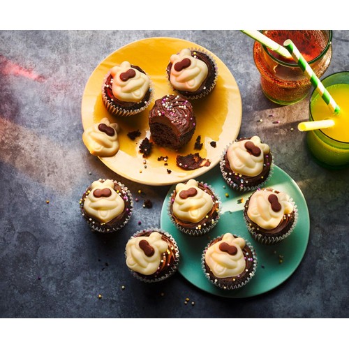 M&S Colin the caterpillar 9 mini party cakes thumbnail 3