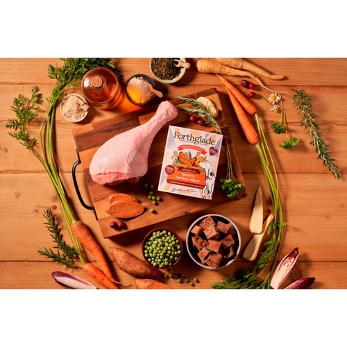 Forthglade British Classics Natural Wet Dog Food Hearty Turkey Stew thumbnail 5