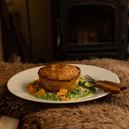 Pieminister Deer & Beer Pie with Wild Venison, Milk Stout & Mushroom  thumbnail 5