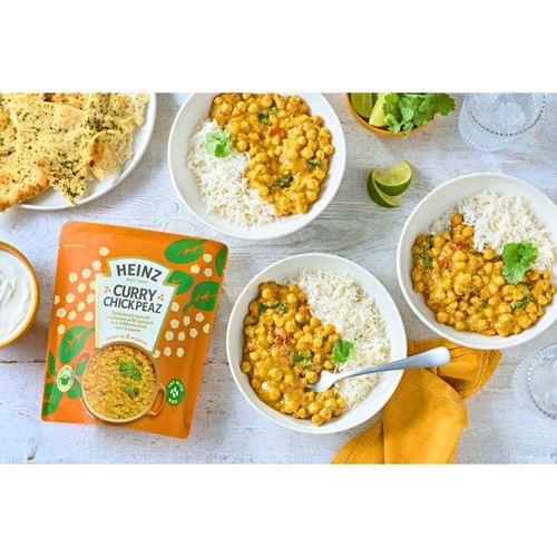 Heinz Curry Chickpeas Family Pack with Coconut and Spinach thumbnail 2