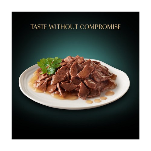 Sheba Fresh & Fine Cat Pouches with Beef & Chicken & Lamb in Gravy thumbnail 4