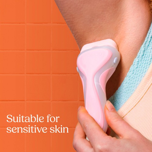 Wilkinson Sword Intuition 2in1 Women Razor Ultra Moisture XXL Pack thumbnail 5