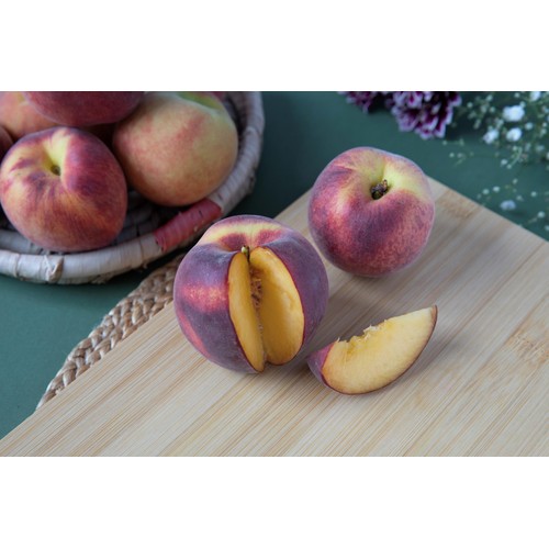 Diamond Crop Ripe and Ready to Eat Peach thumbnail 2