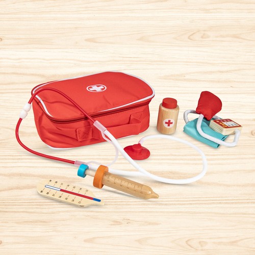 Hoot Wooden Doctor Play Set thumbnail 2