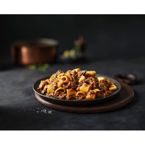 M&S Collection 6hr Slow Cooked Beef Shin Ragu Maniche Serves 1 thumbnail 2