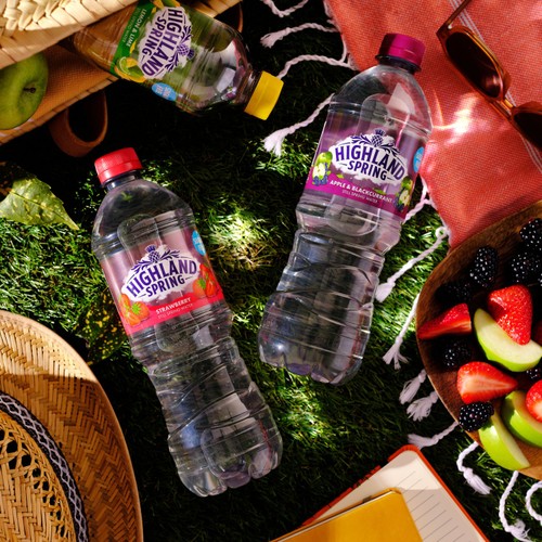 Highland Spring Apple & Blackcurrant Flavoured Still Water thumbnail 2