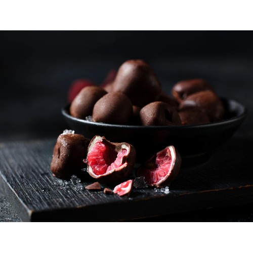 M&S Dark & White Chocolate Enrobed Frozen Raspberries thumbnail 2