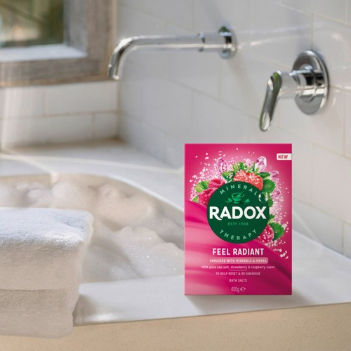 Radox Feel Radiant Bath Salt thumbnail 3