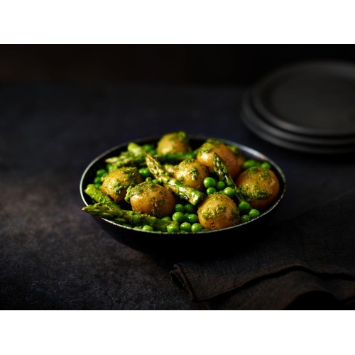 M&S Gastropub Asparagus, Peas & Potatoes thumbnail 3