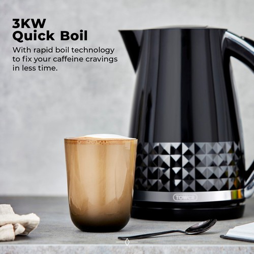 Tower Solitaire 1.5L 3KW Kettle Black thumbnail 4