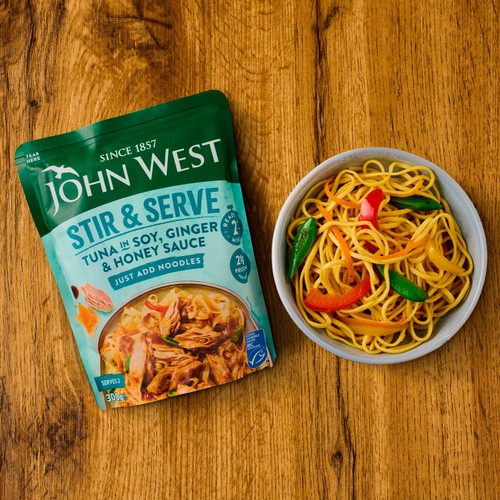 John West Stir & Serve Tuna in Soy,Ginger & Honey Sauce MSC 300g thumbnail 2