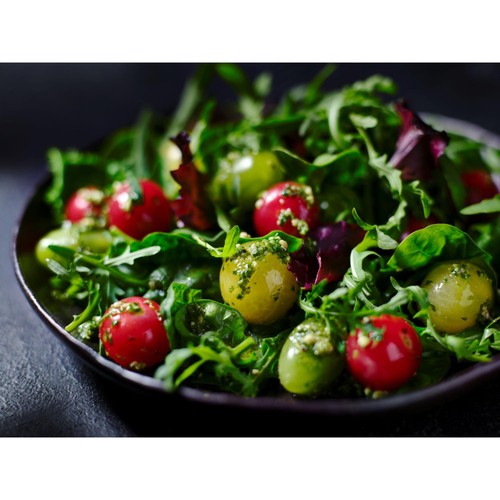 M&S Isle of Wight Tomatoes Baby Leaf Salad thumbnail 3