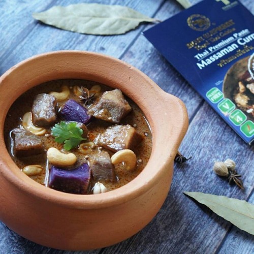 Blue Elephant Thai Massaman Curry Paste thumbnail 3