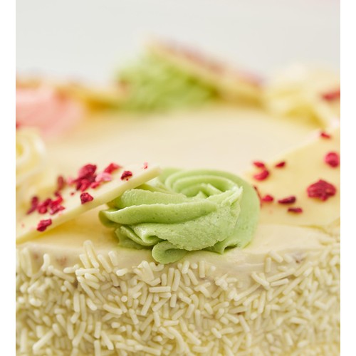 Lola's Vanilla Pastel Cake thumbnail 5