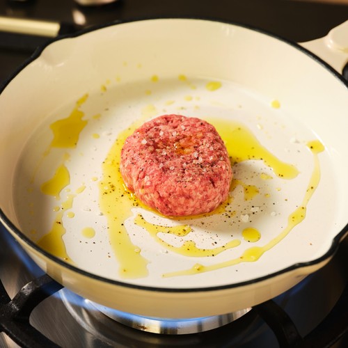 Canvin & Gunner Caramelised Onion Smash Burgers thumbnail 5