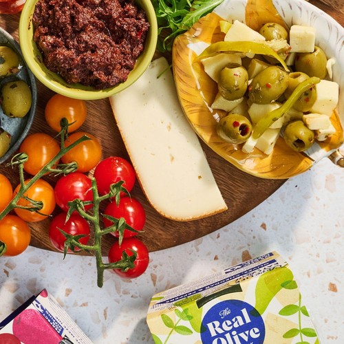 Real Olive Co. Olives, Cheddar & Peppers thumbnail 3