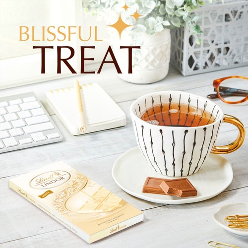 Lindt Lindor White Chocolate Bar thumbnail 3