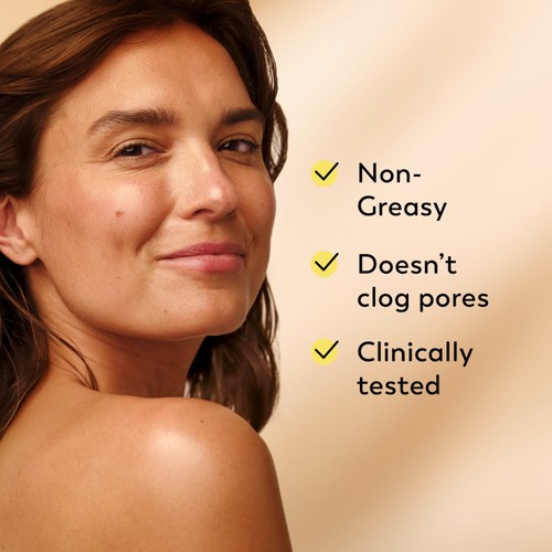 Olay Total Effects 7in1 Moisturiser + Serum Duo SPF 20 thumbnail 6