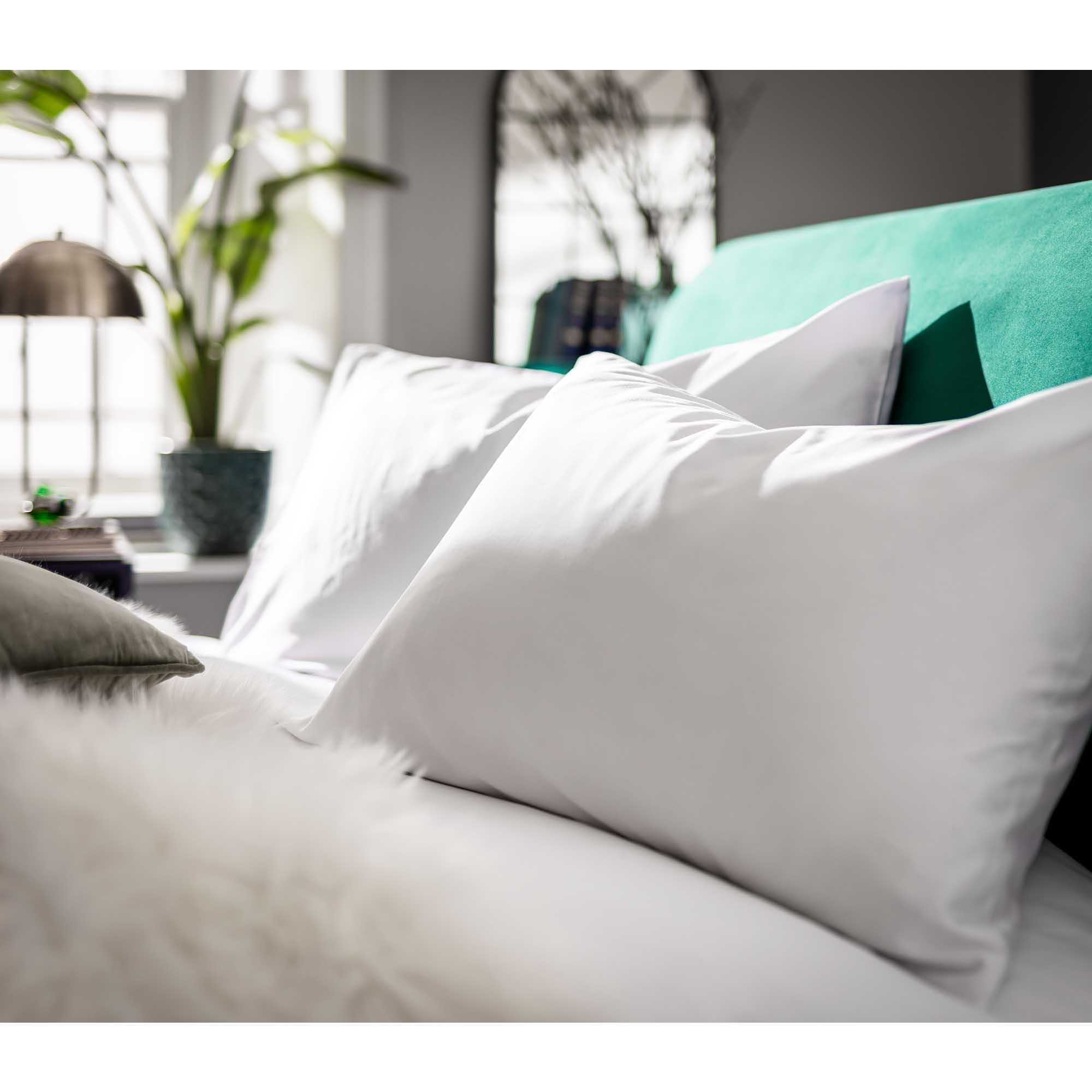 Habitat Egyptian 400TC Cotton Standard Pillowcase Pair - White thumbnail 5