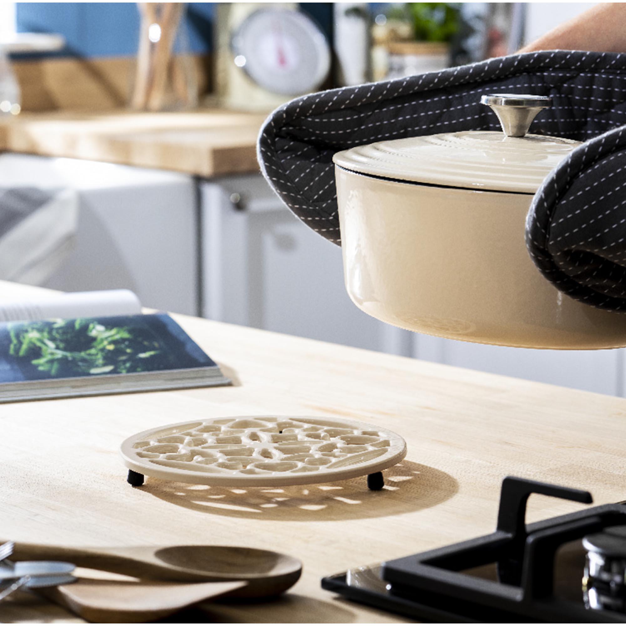 Habitat Cast Iron Trivet - Cream thumbnail 2